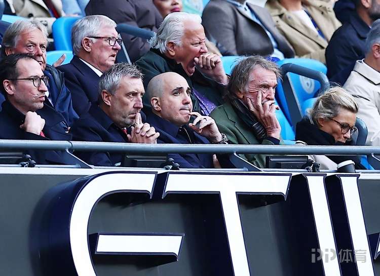 英媒：曼联换帅不再打算征询弗格森意见，高层自己做决定